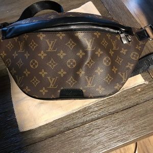 Inspired crossbody fannypack